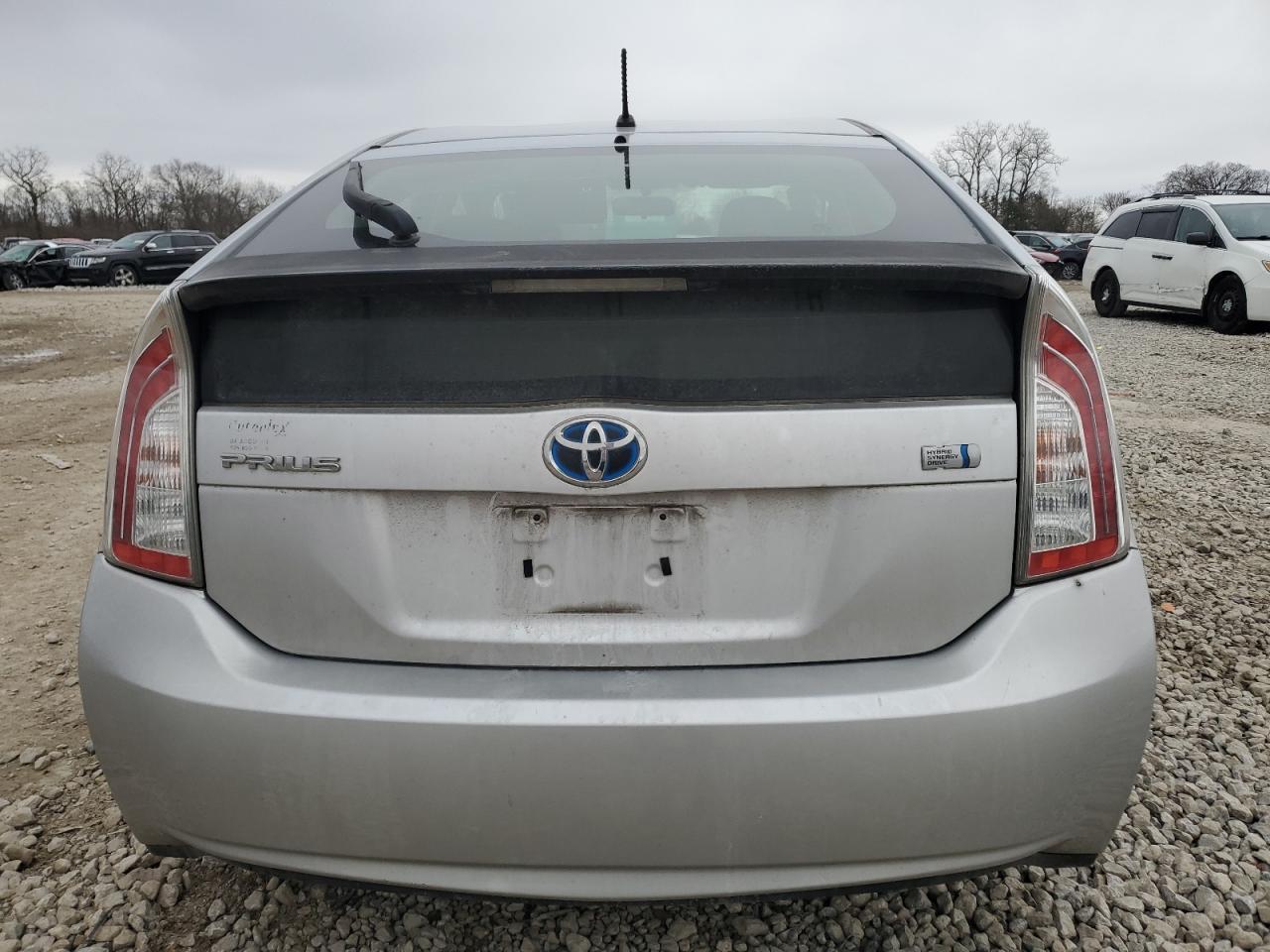 2013 TOYOTA PRIUS - Image 6