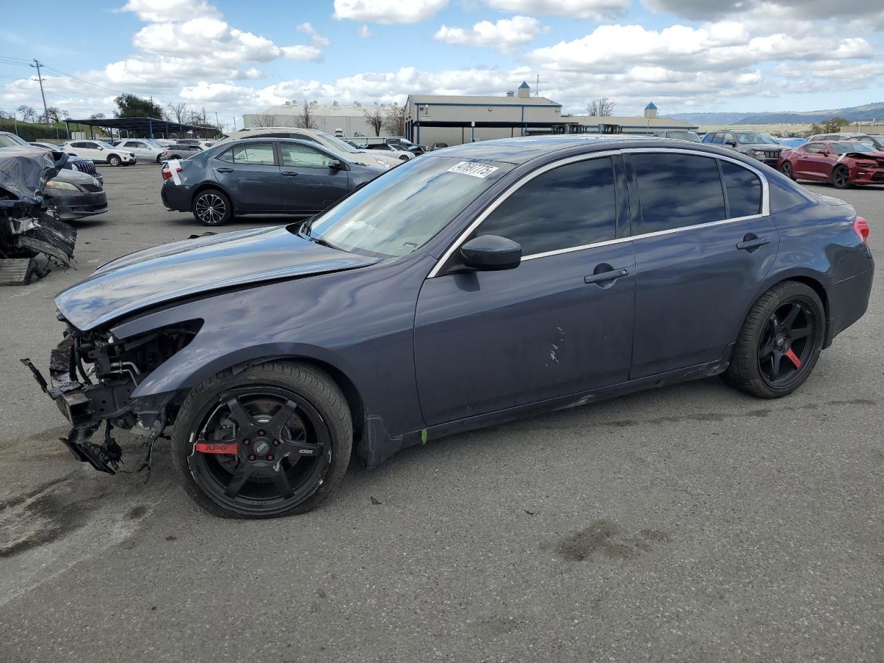 2011 INFINITI G37 BASE