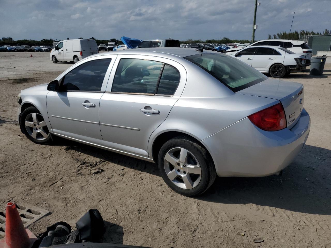 2010 CHEVROLET COBALT 1LT - Image 2