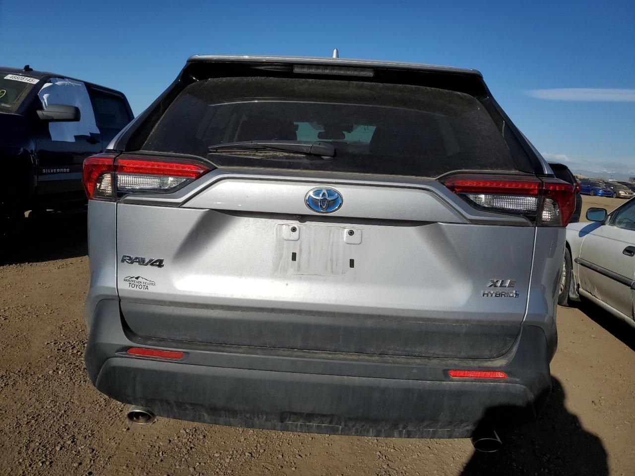 2022 TOYOTA RAV4 XLE P - Image 6