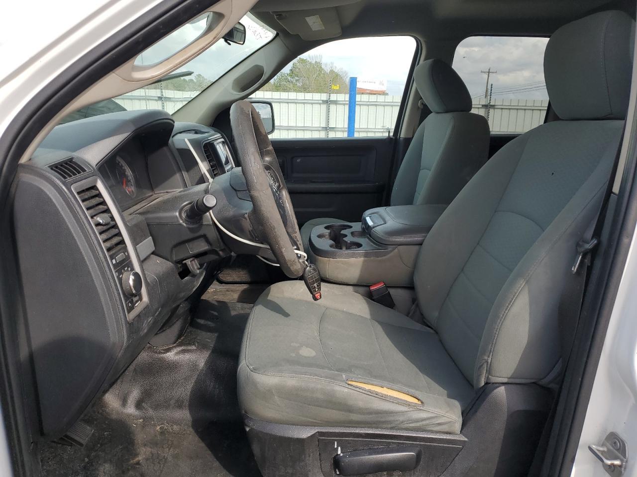 2017 RAM 1500 ST - Image 7