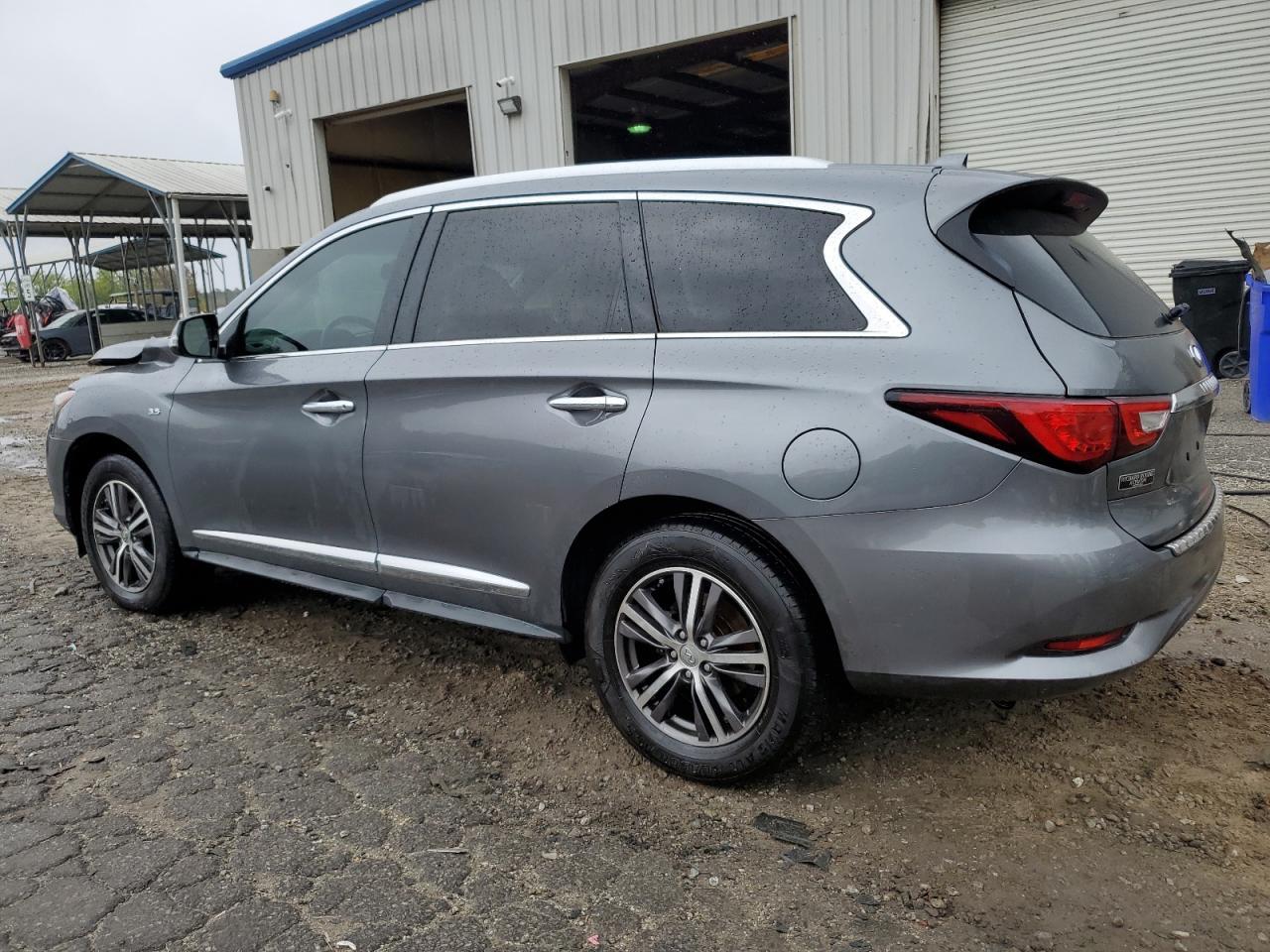 2016 INFINITI QX60 - Фото 2