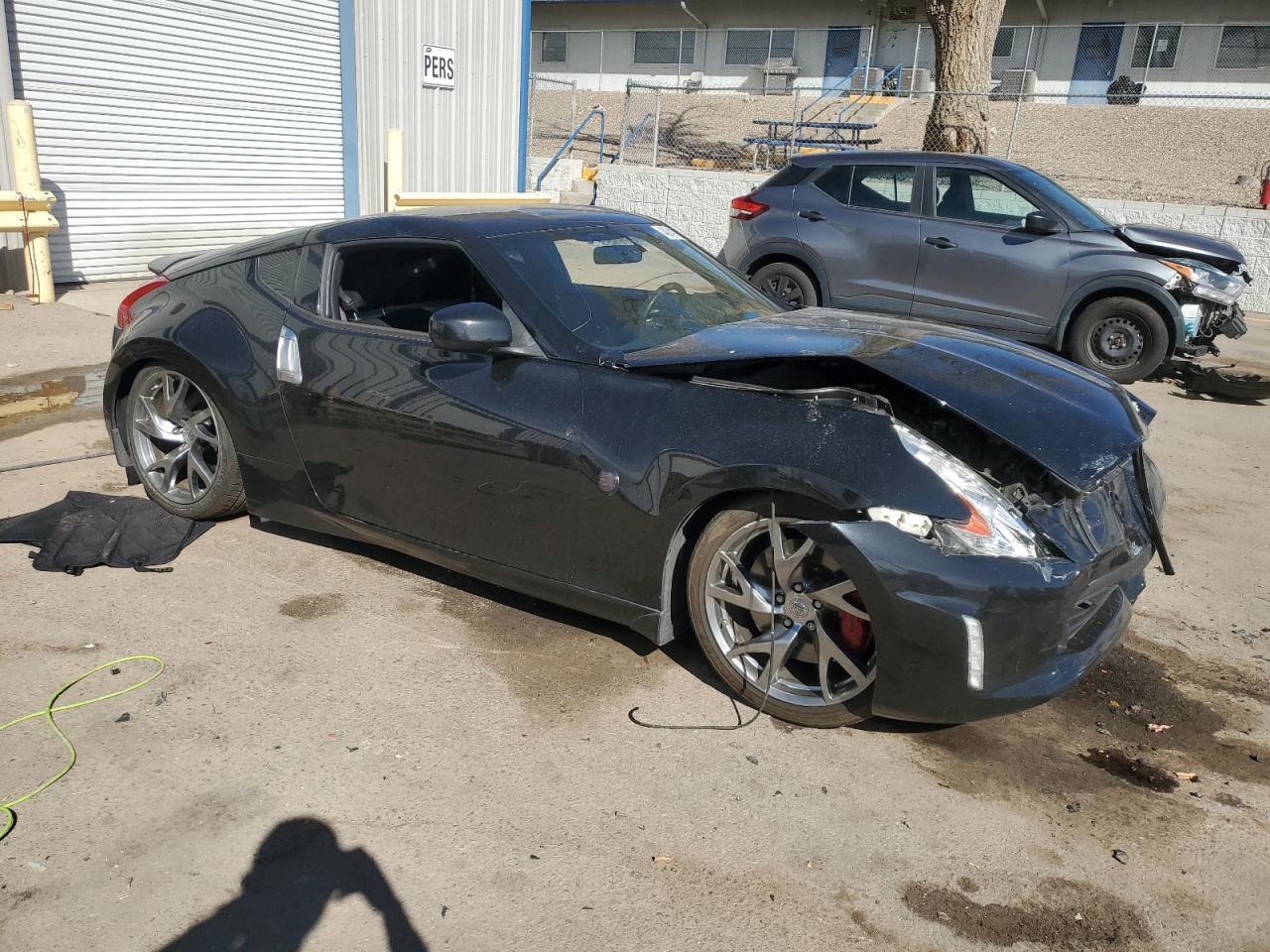 2016 NISSAN 370Z BASE - Image 4