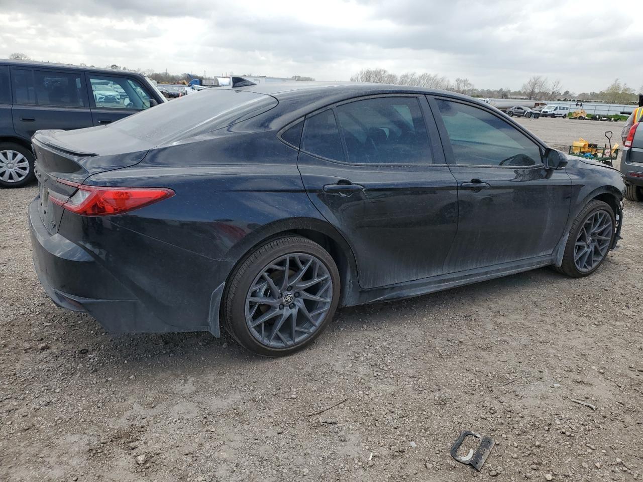 2025 TOYOTA CAMRY XSE - Фото 3