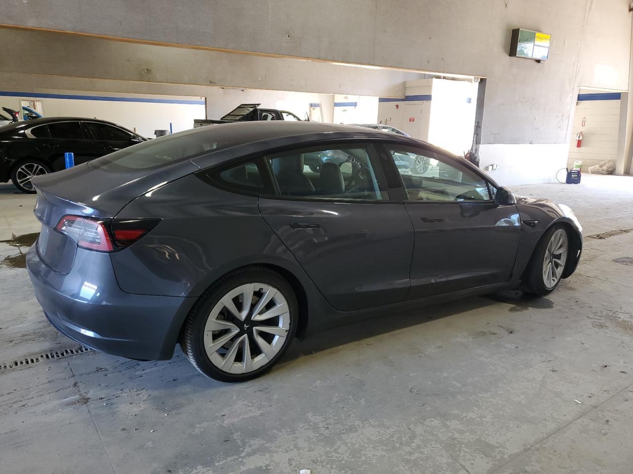 2023 TESLA MODEL 3 - Фото 3