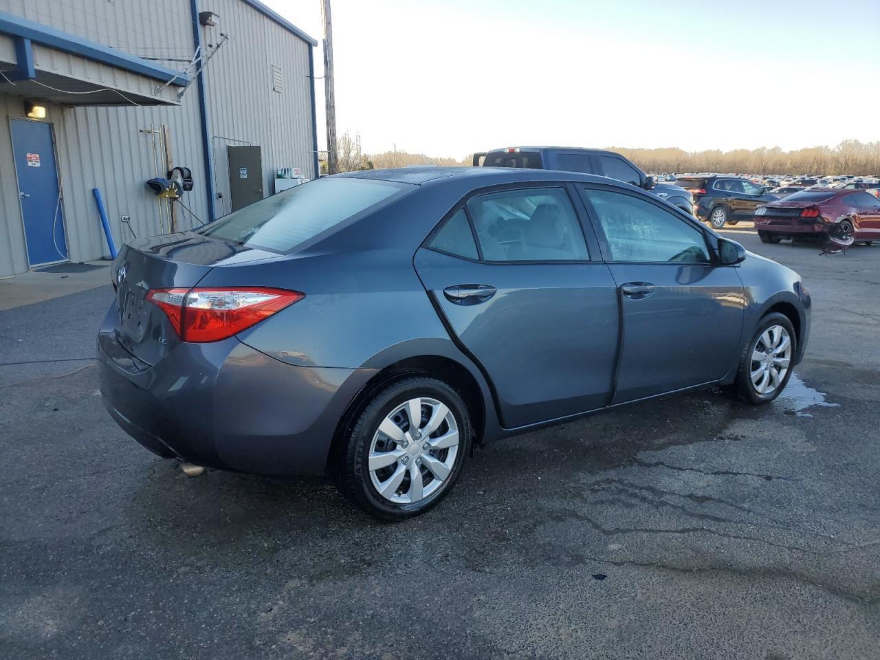 2014 TOYOTA COROLLA L - Image 3