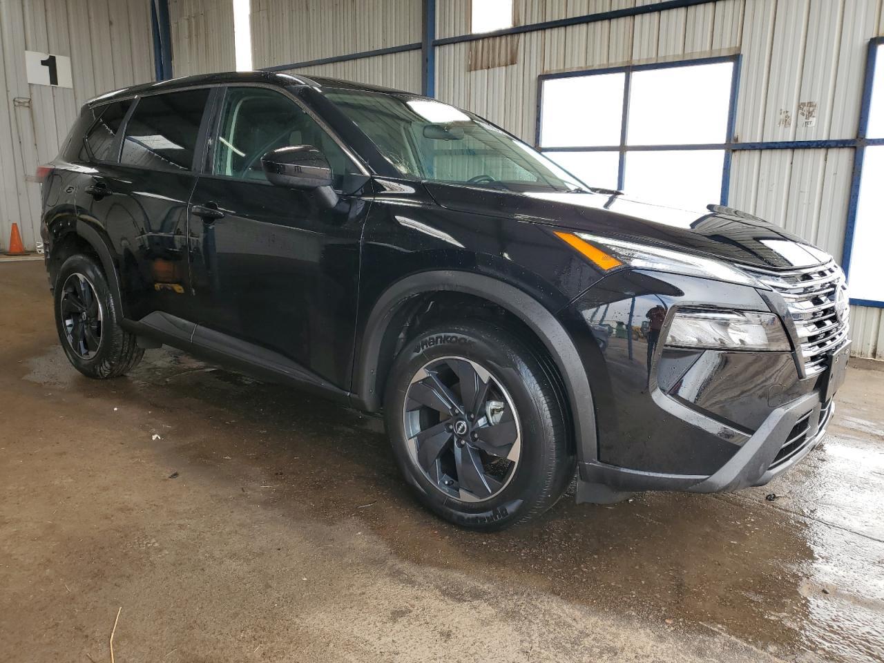 2024 NISSAN ROGUE SV - Image 4