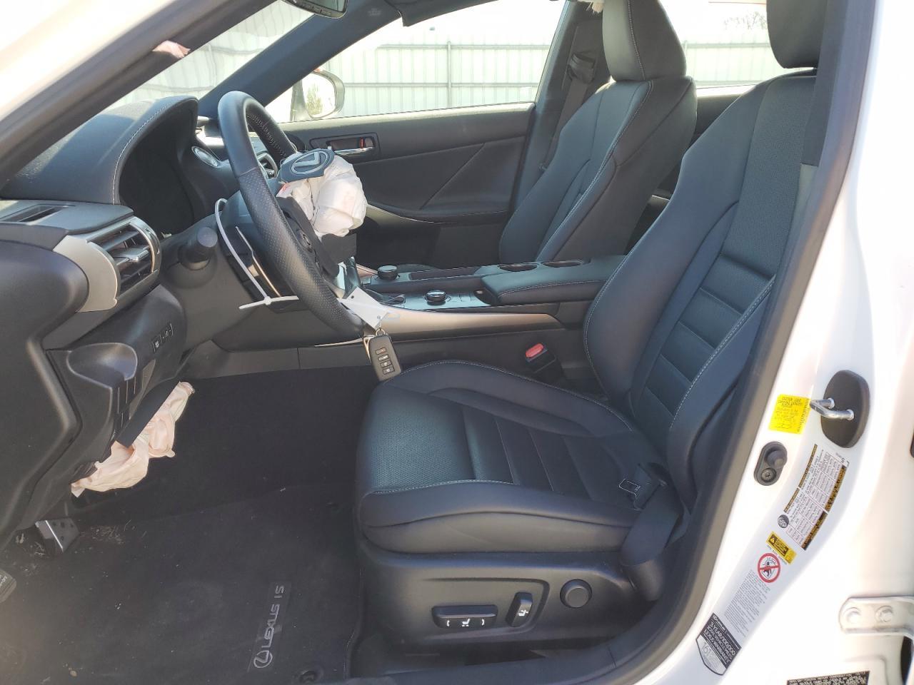 2014 LEXUS IS 250 - Image 7