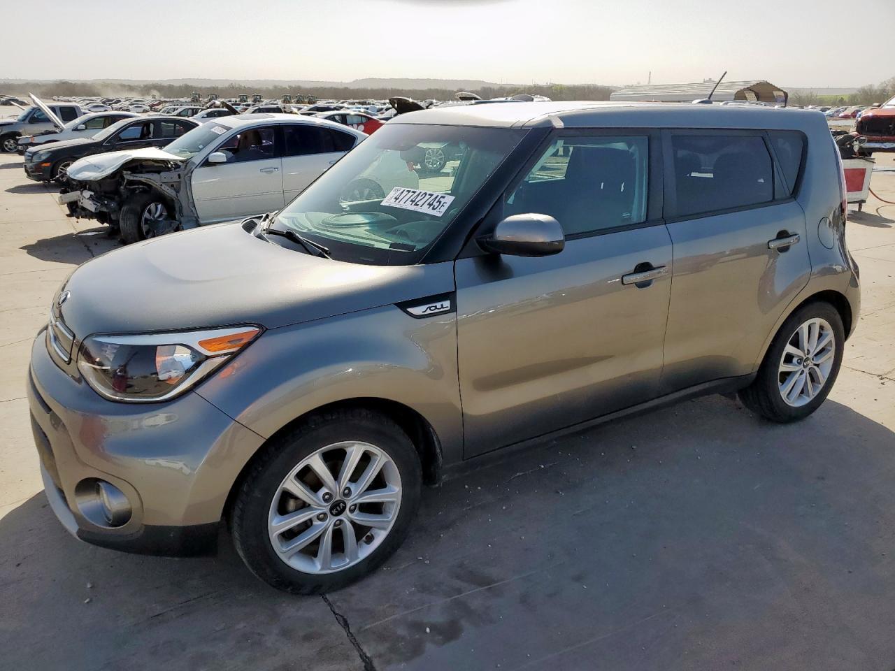 2019 KIA SOUL +