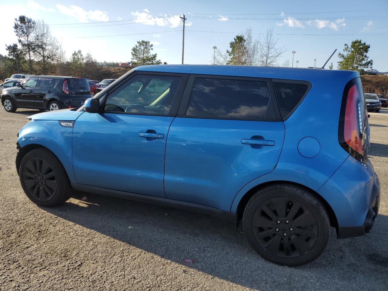 2016 KIA SOUL + - Image 2