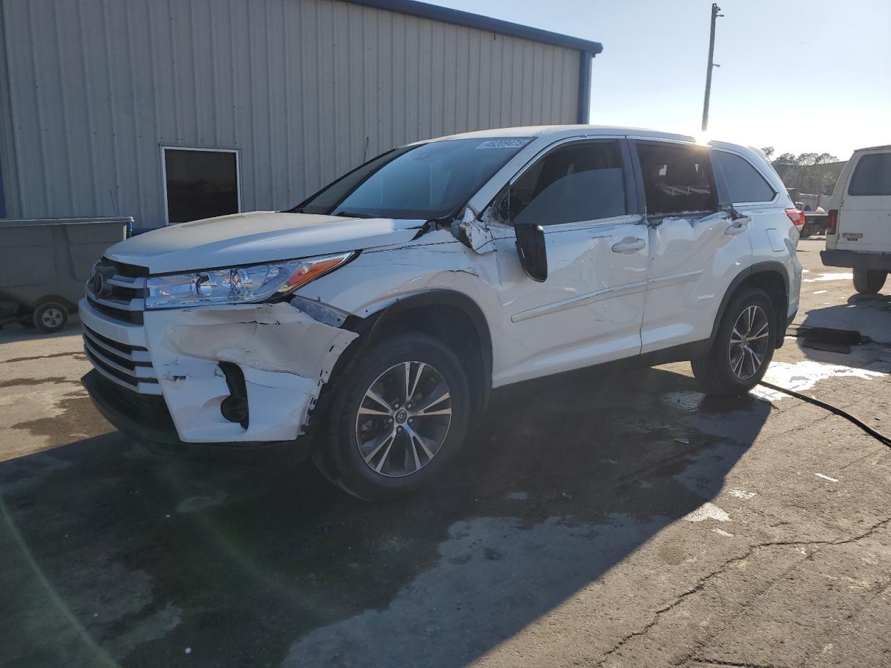 2019 TOYOTA HIGHLANDER