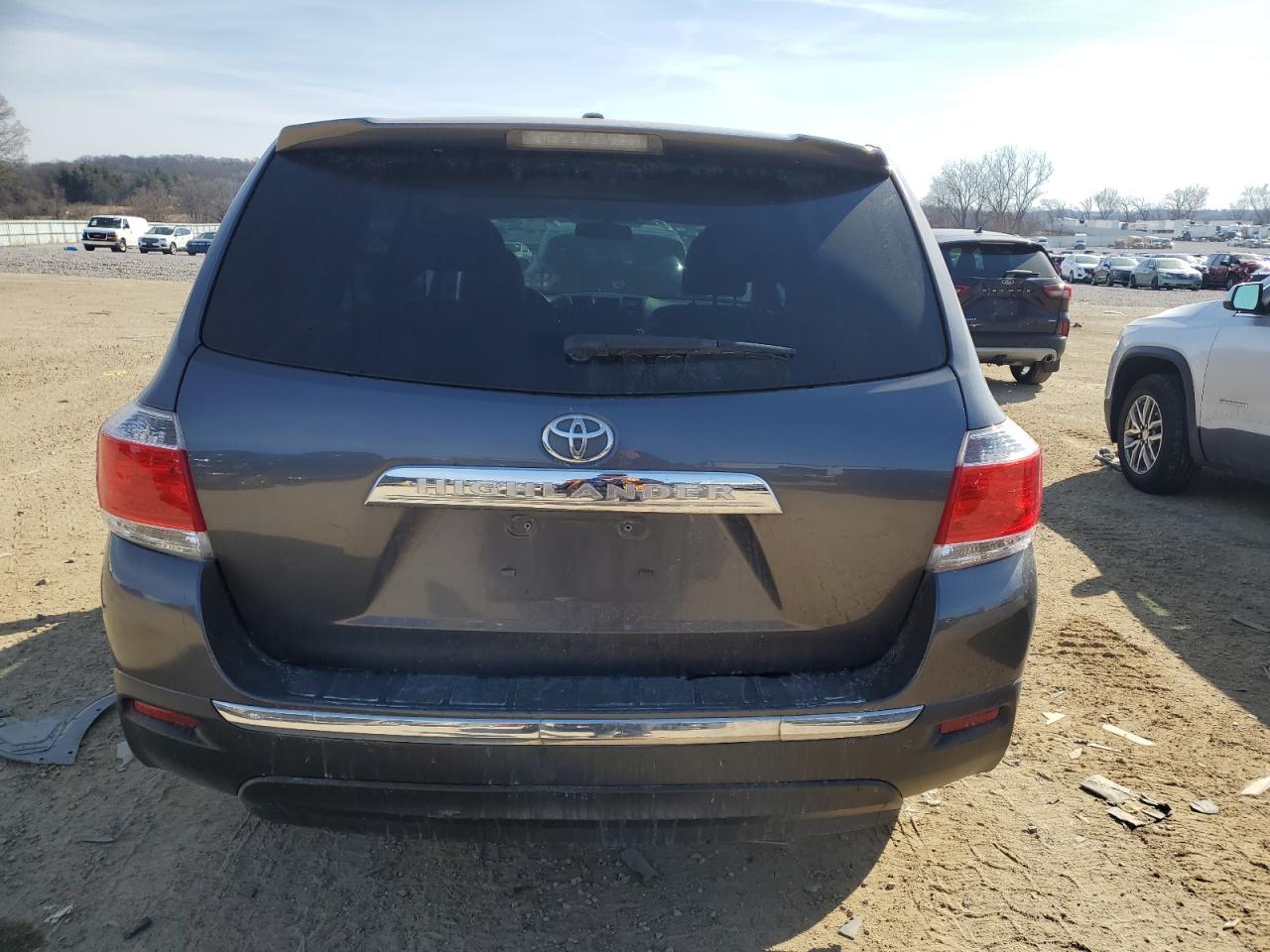 2012 TOYOTA HIGHLANDER - Image 6