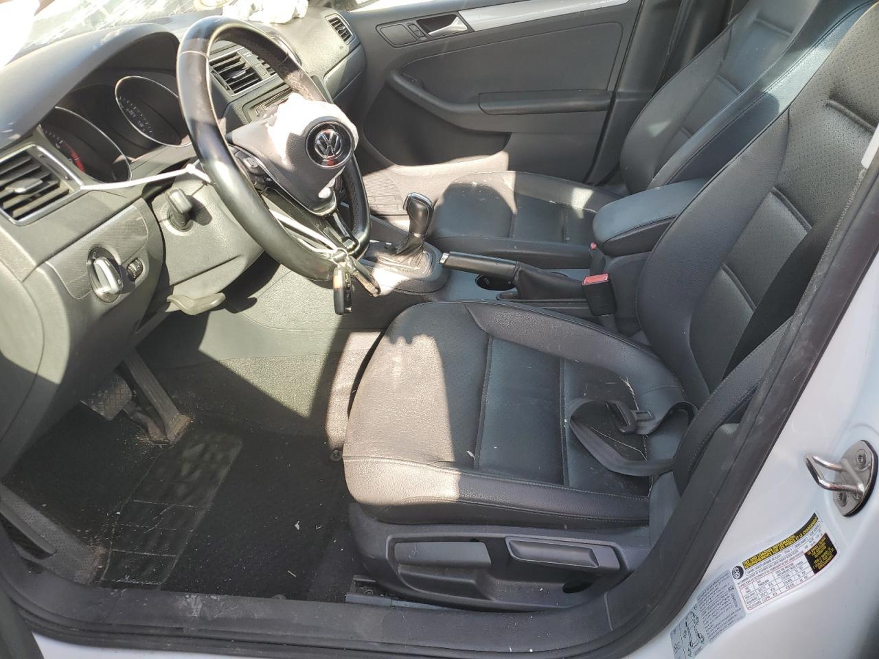 2017 VOLKSWAGEN JETTA SE - Image 7