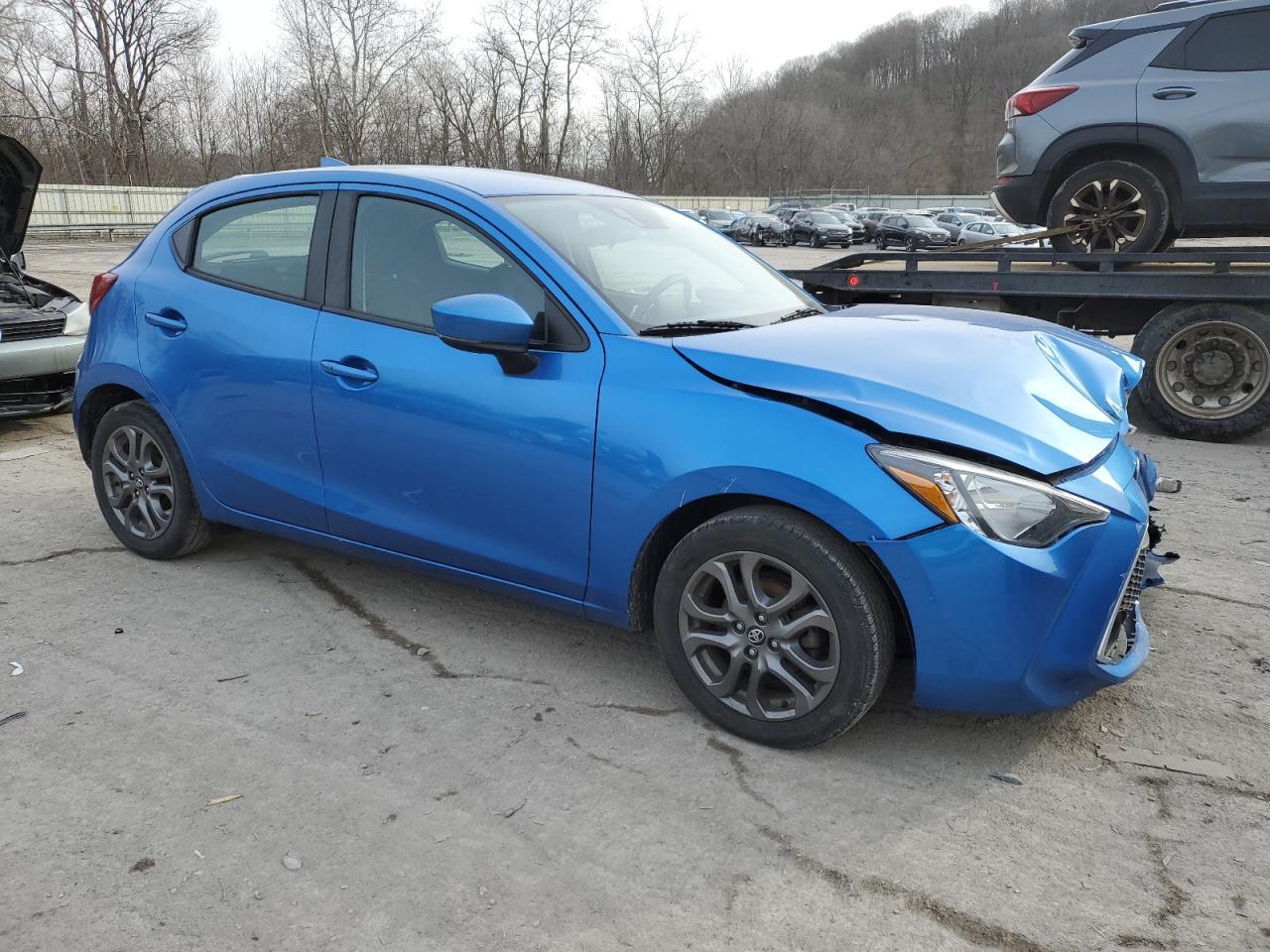 2020 TOYOTA YARIS LE - Image 4