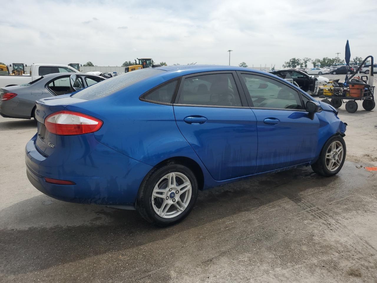 2019 FORD FIESTA SE - Image 3
