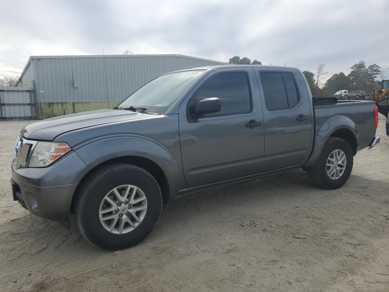2016 NISSAN FRONTIER S