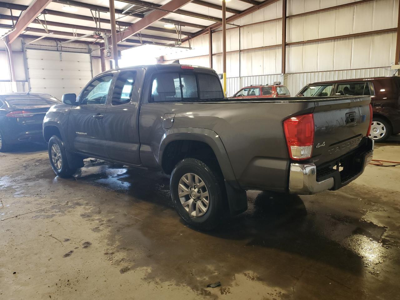 2017 TOYOTA TACOMA ACC - Фото 2