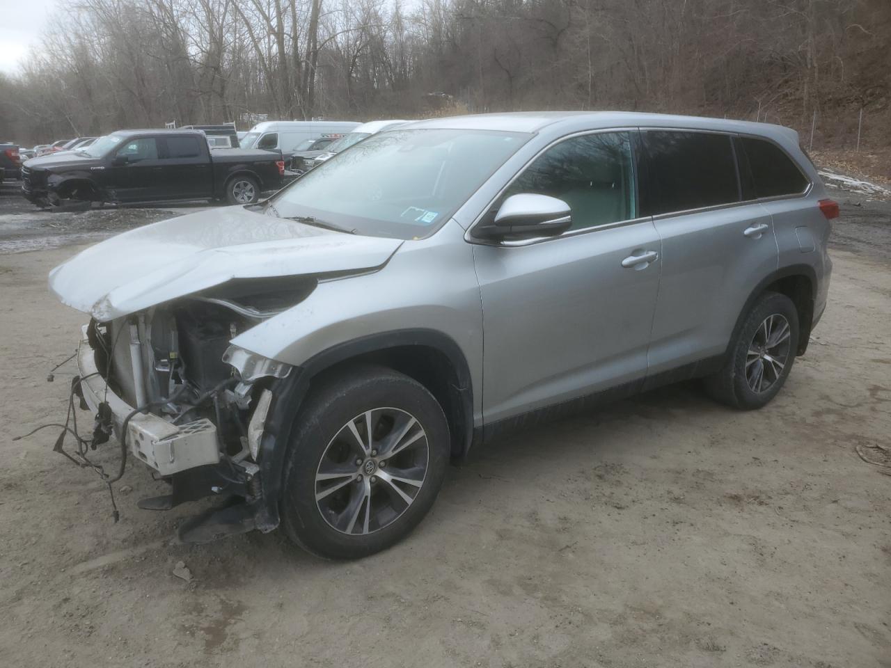 2019 TOYOTA HIGHLANDER