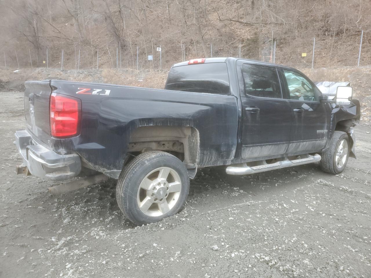 2019 CHEVROLET SILVERADO - Image 3
