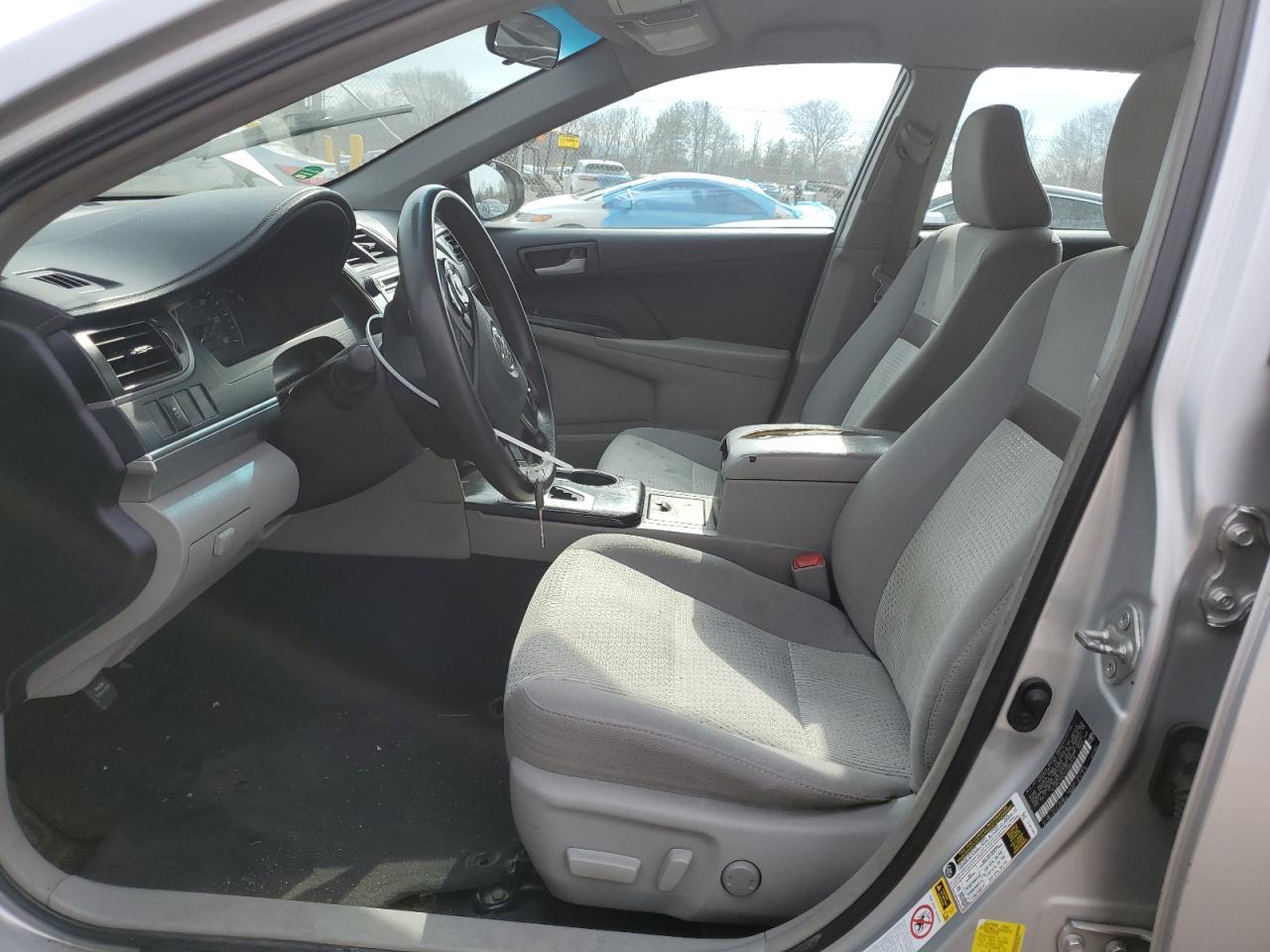 2014 TOYOTA CAMRY L - Image 7