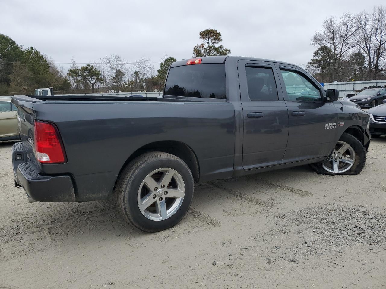 2018 RAM 1500 ST - Image 3
