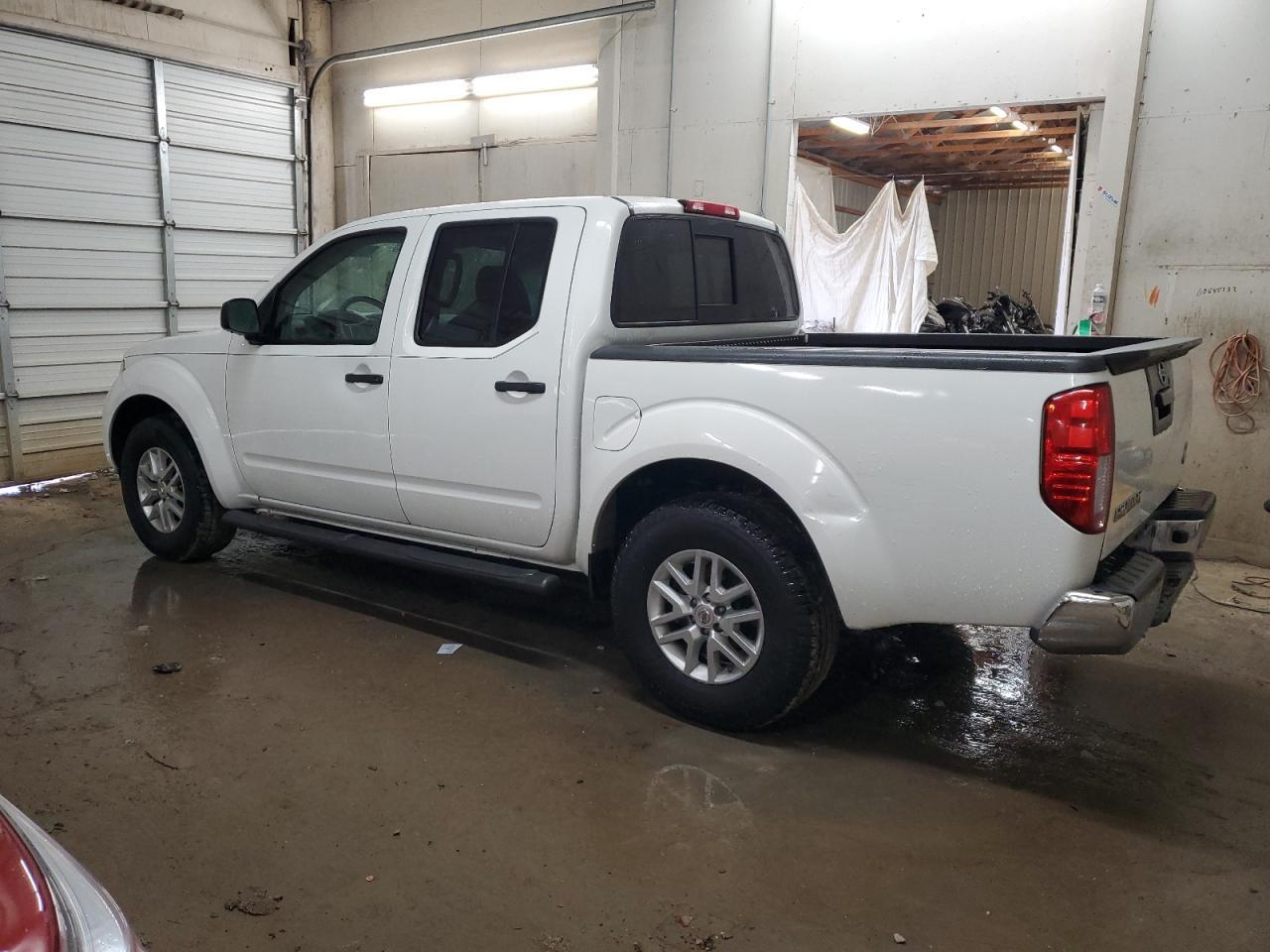 2019 NISSAN FRONTIER S - Фото 2