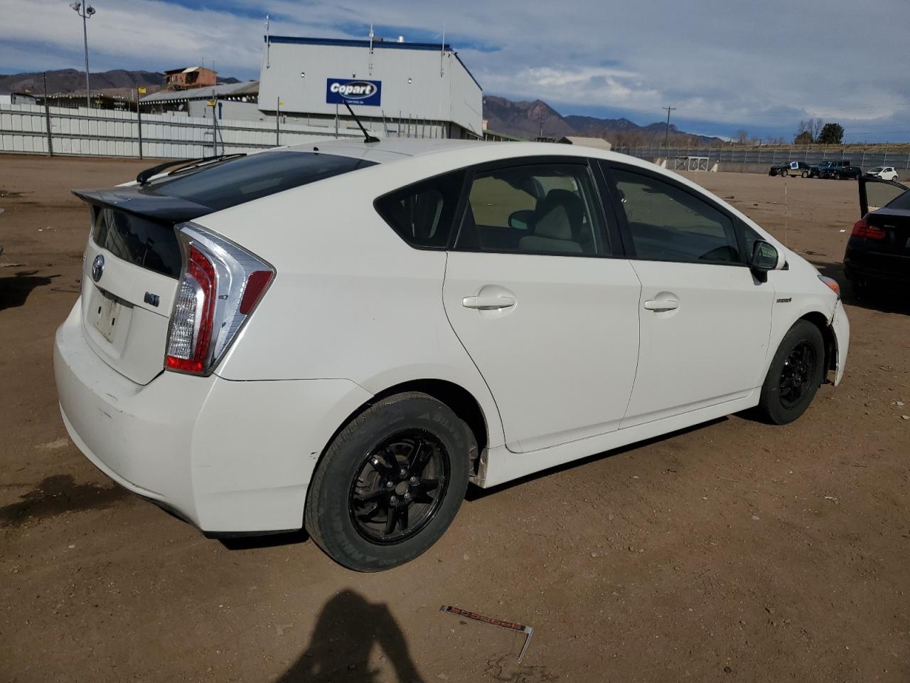 2015 TOYOTA PRIUS - Фото 3