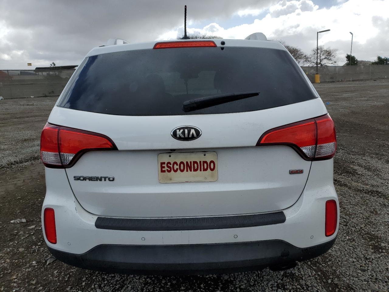 2014 KIA SORENTO LX - Фото 6