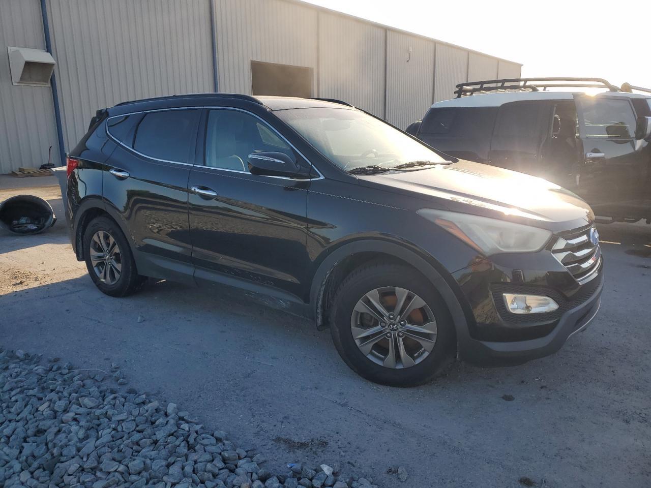 2013 HYUNDAI SANTA FE S - Image 4