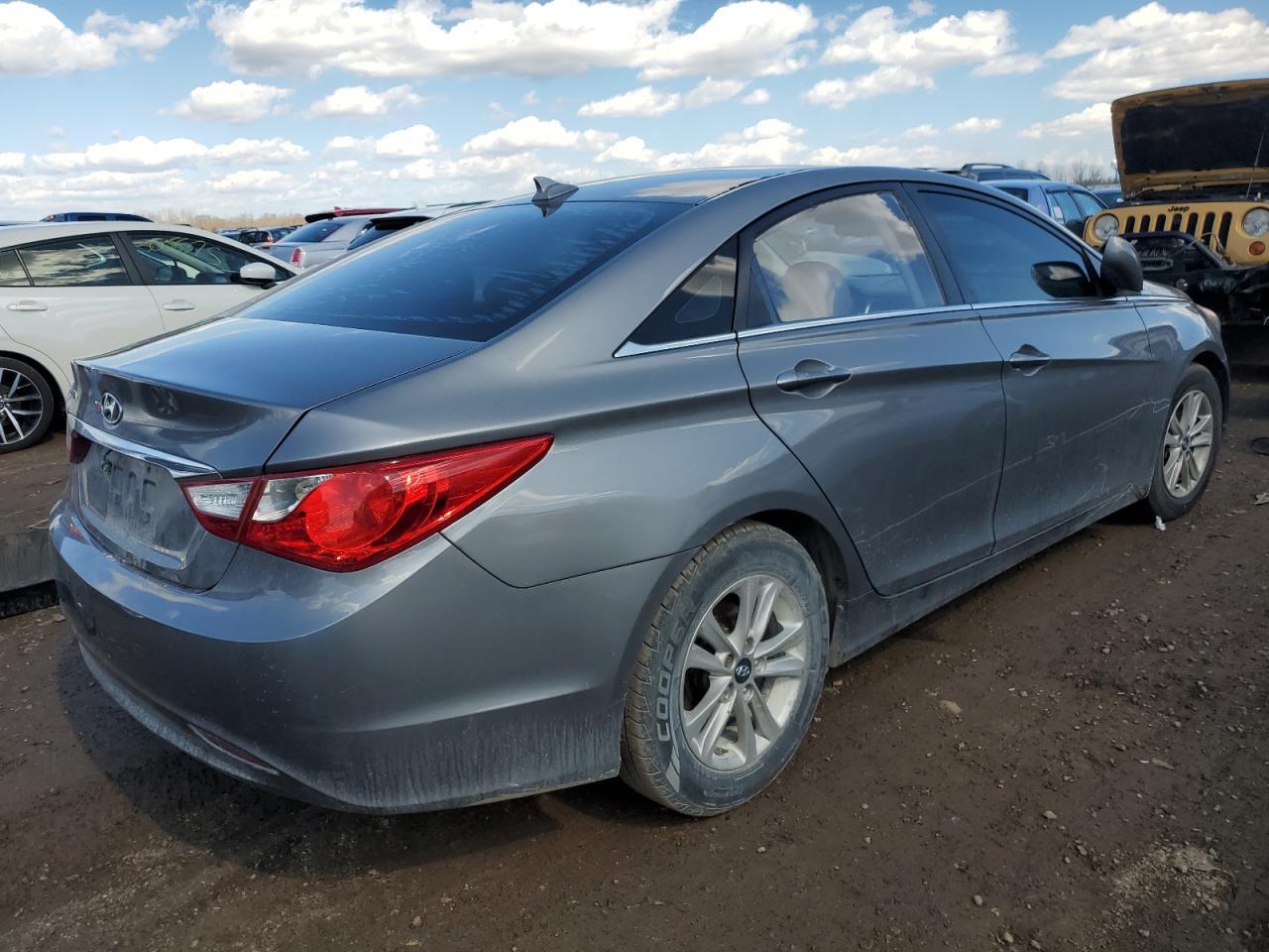 2013 HYUNDAI SONATA GLS - Image 3