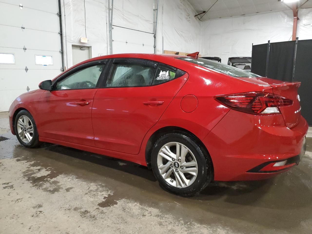 2019 HYUNDAI ELANTRA SE - Image 2