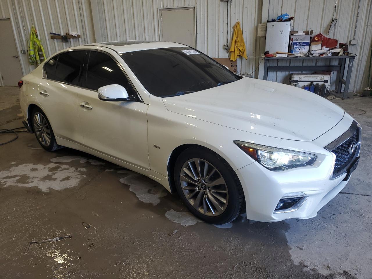 2018 INFINITI Q50 LUXE - Фото 4