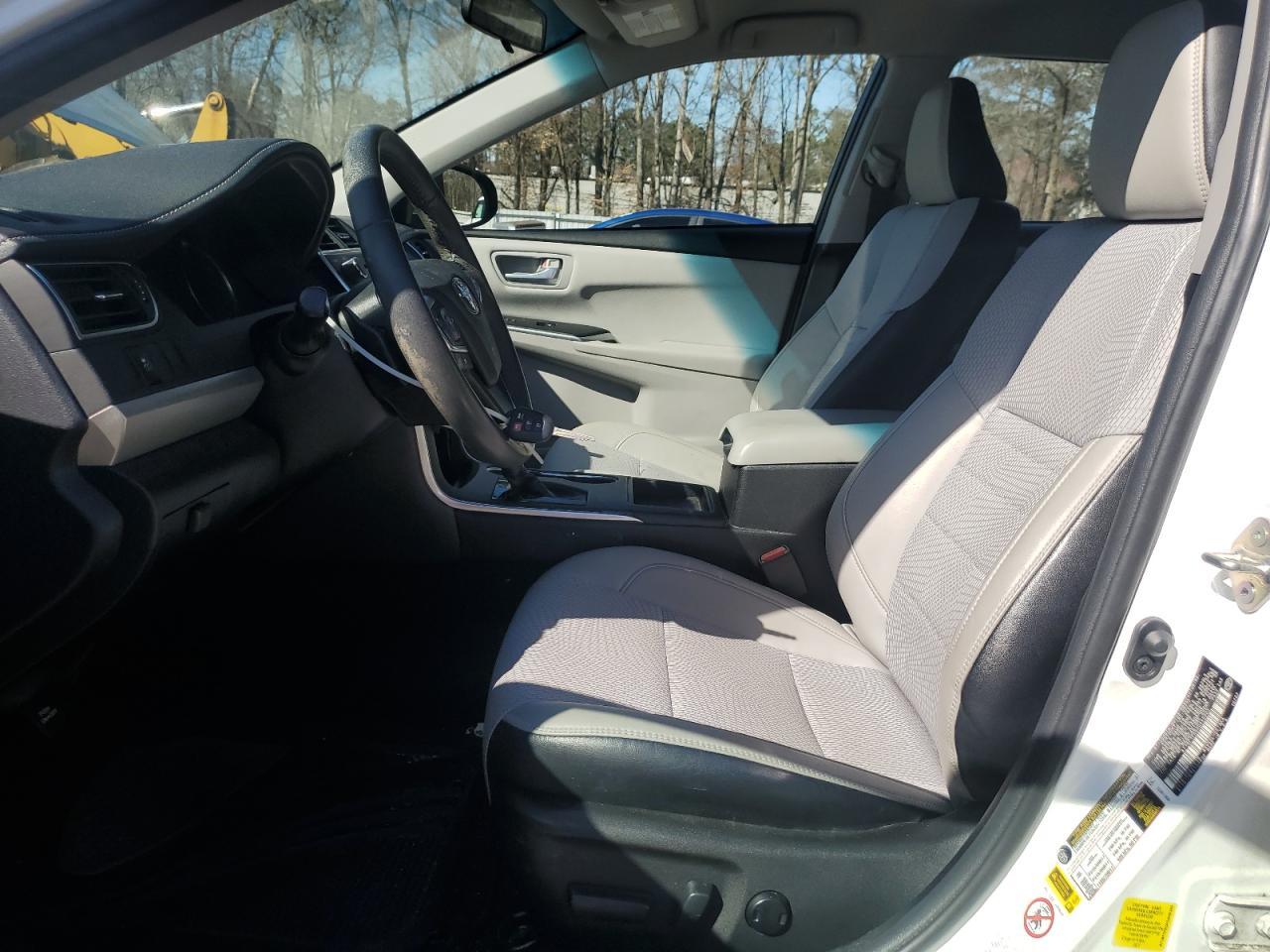 2017 TOYOTA CAMRY LE - Image 7
