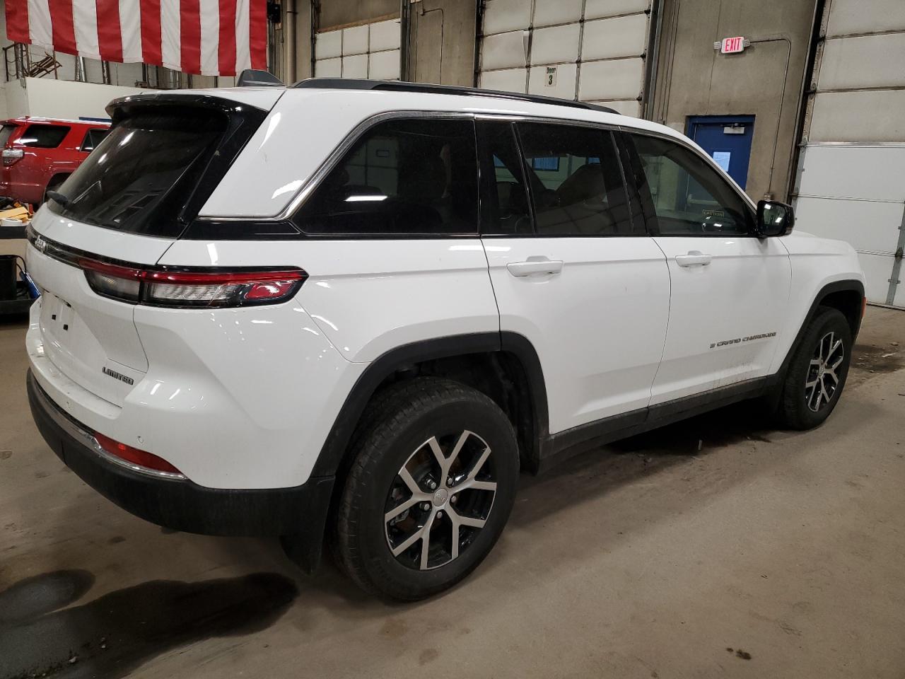 2024 JEEP GRAND CHER - Image 3