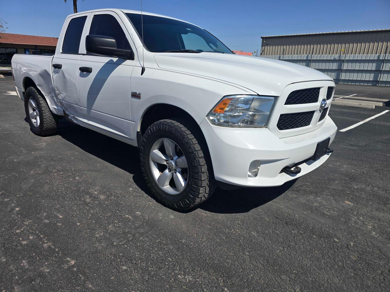 2014 RAM 1500 ST