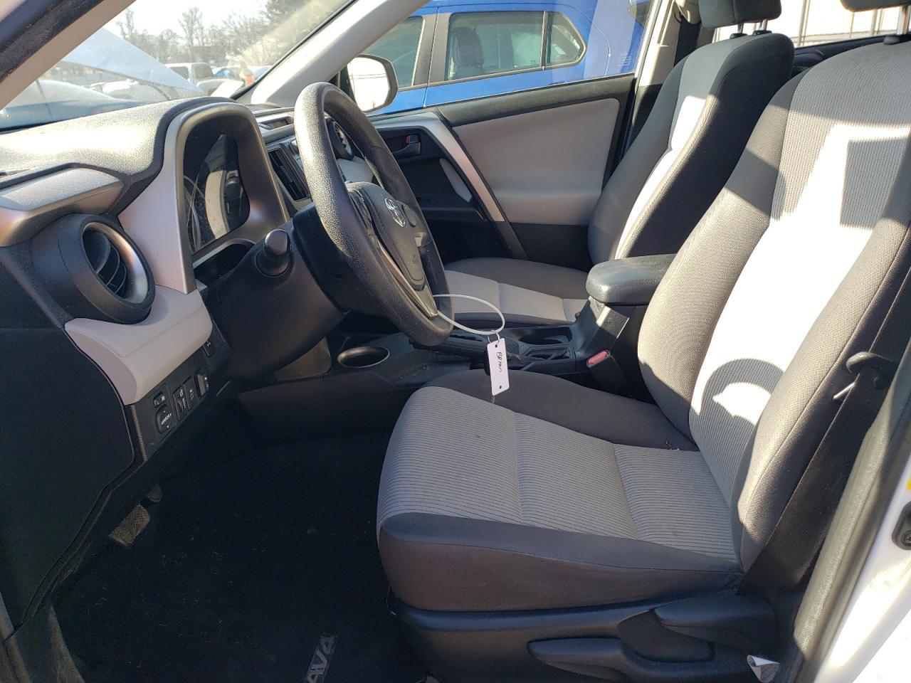 2014 TOYOTA RAV4 LE - Image 7