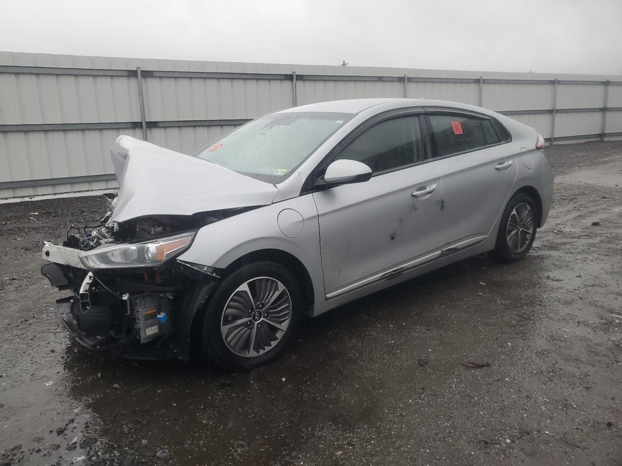 2022 HYUNDAI IONIQ SE