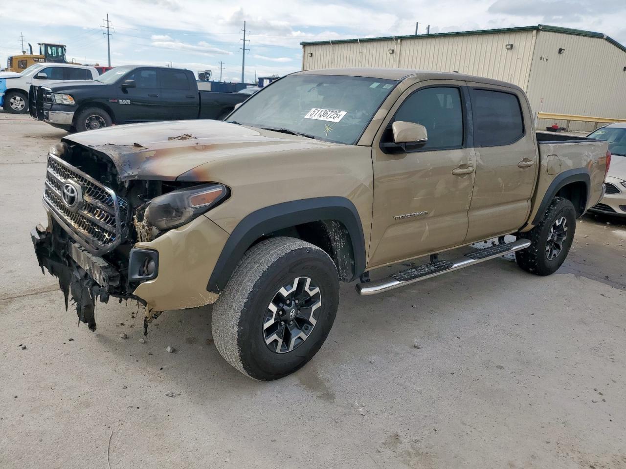 2017 TOYOTA TACOMA DOU