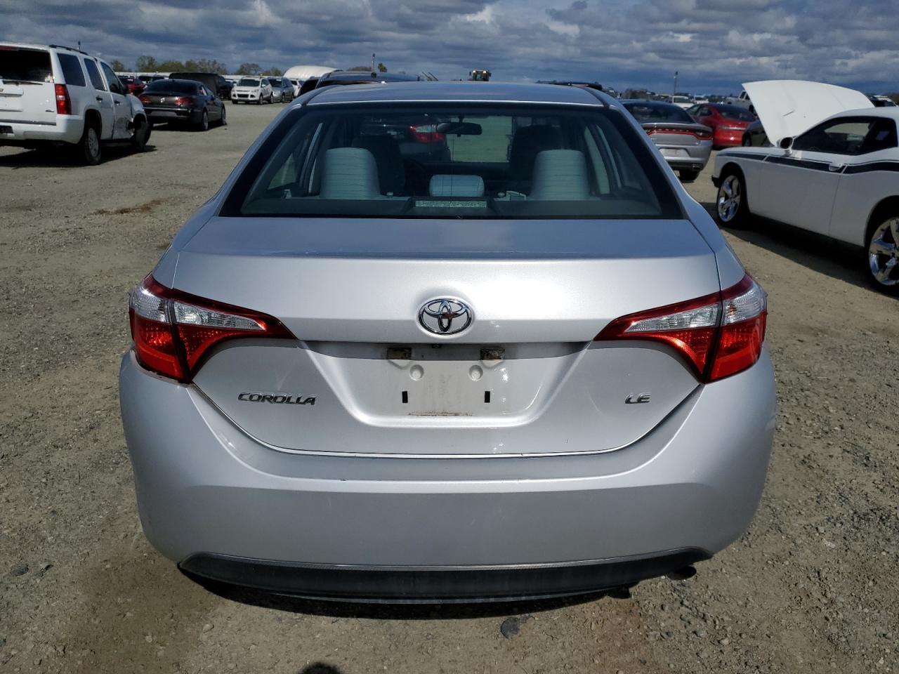 2015 TOYOTA COROLLA L - Image 6
