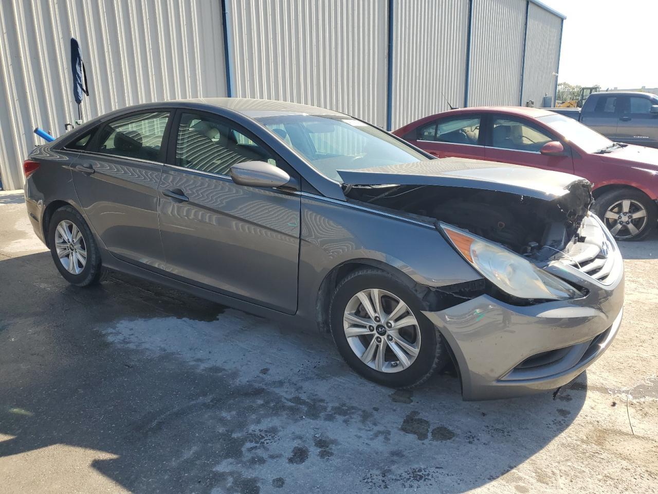 2011 HYUNDAI SONATA GLS - Image 4