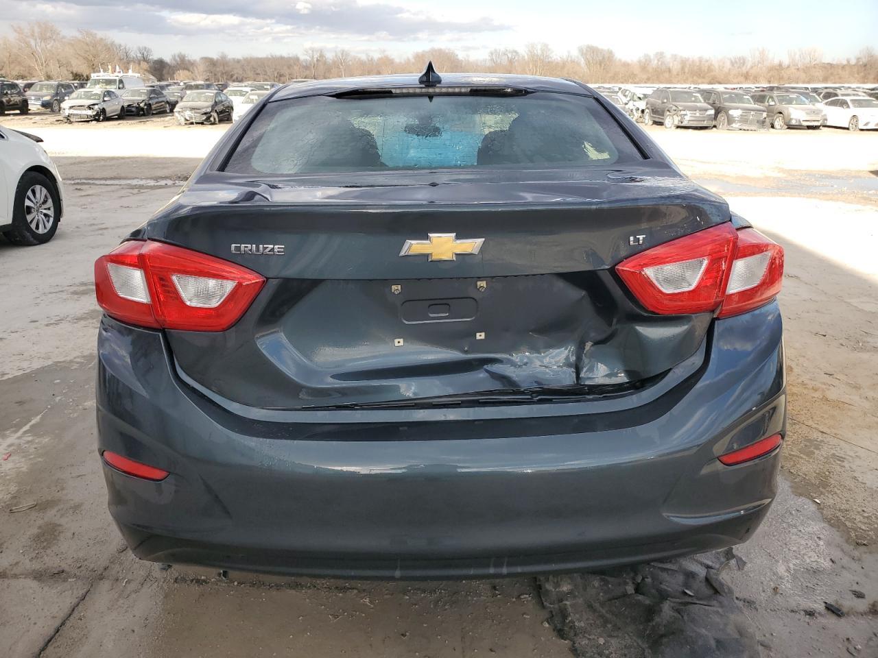 2017 CHEVROLET CRUZE LT - Фото 6