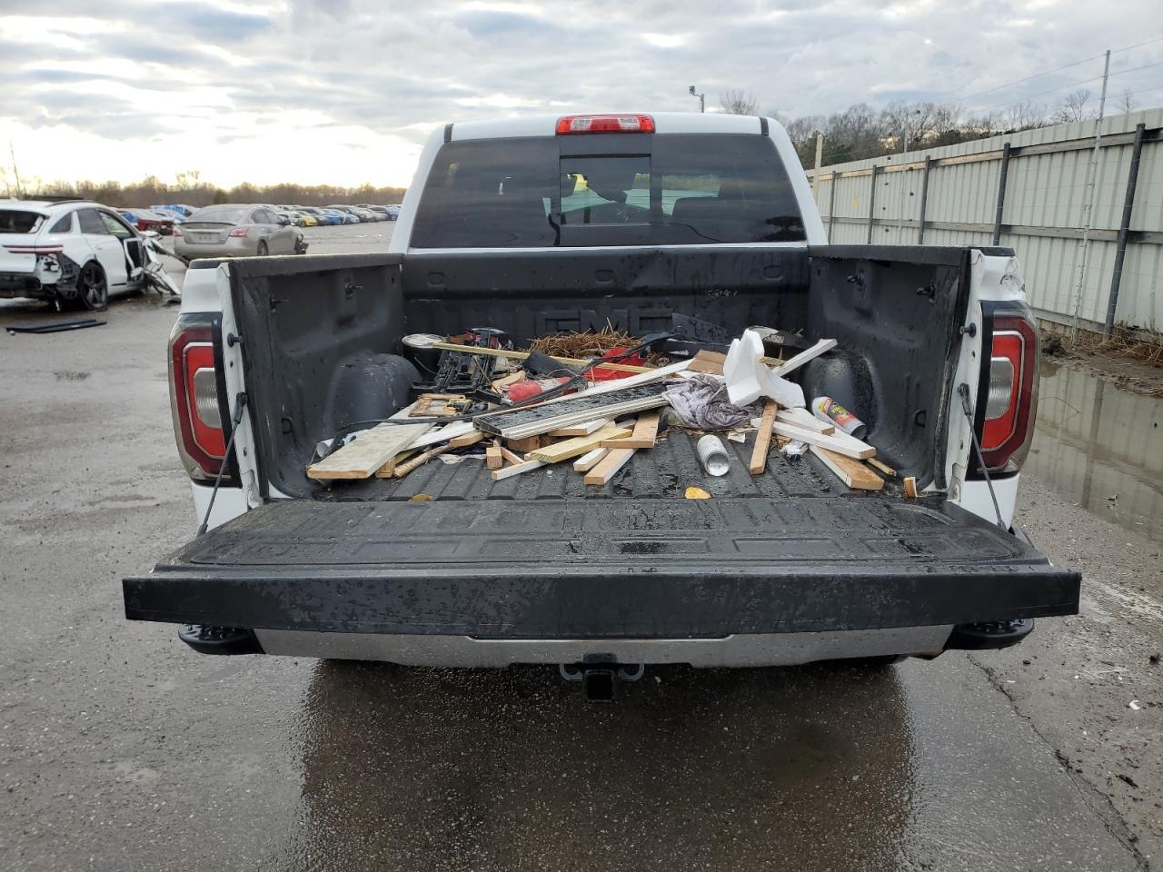2018 GMC SIERRA K15 - Image 6