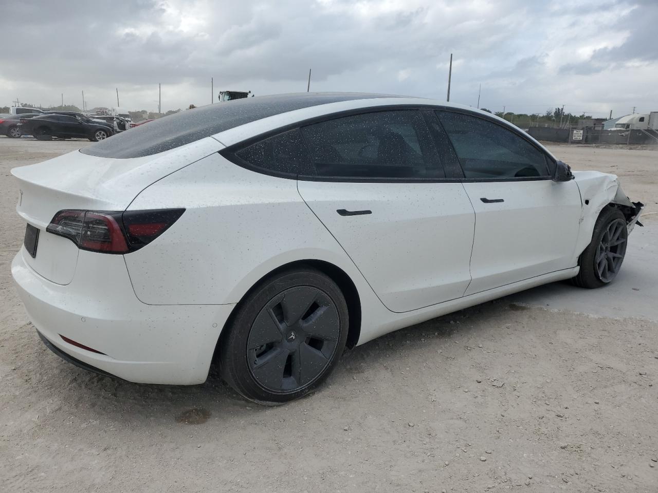 2022 TESLA MODEL 3 - Image 3