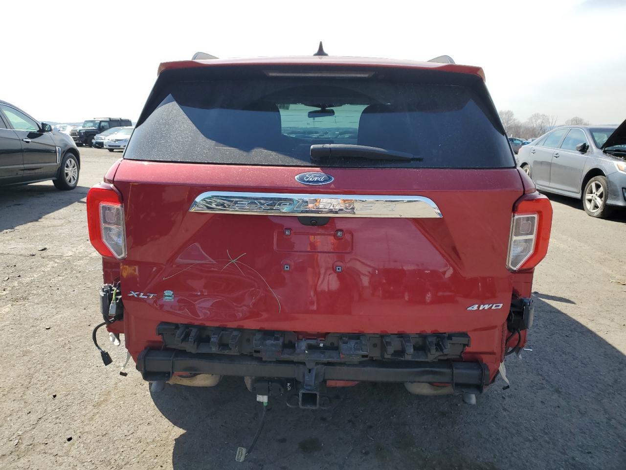 2022 FORD EXPLORER X - Фото 6