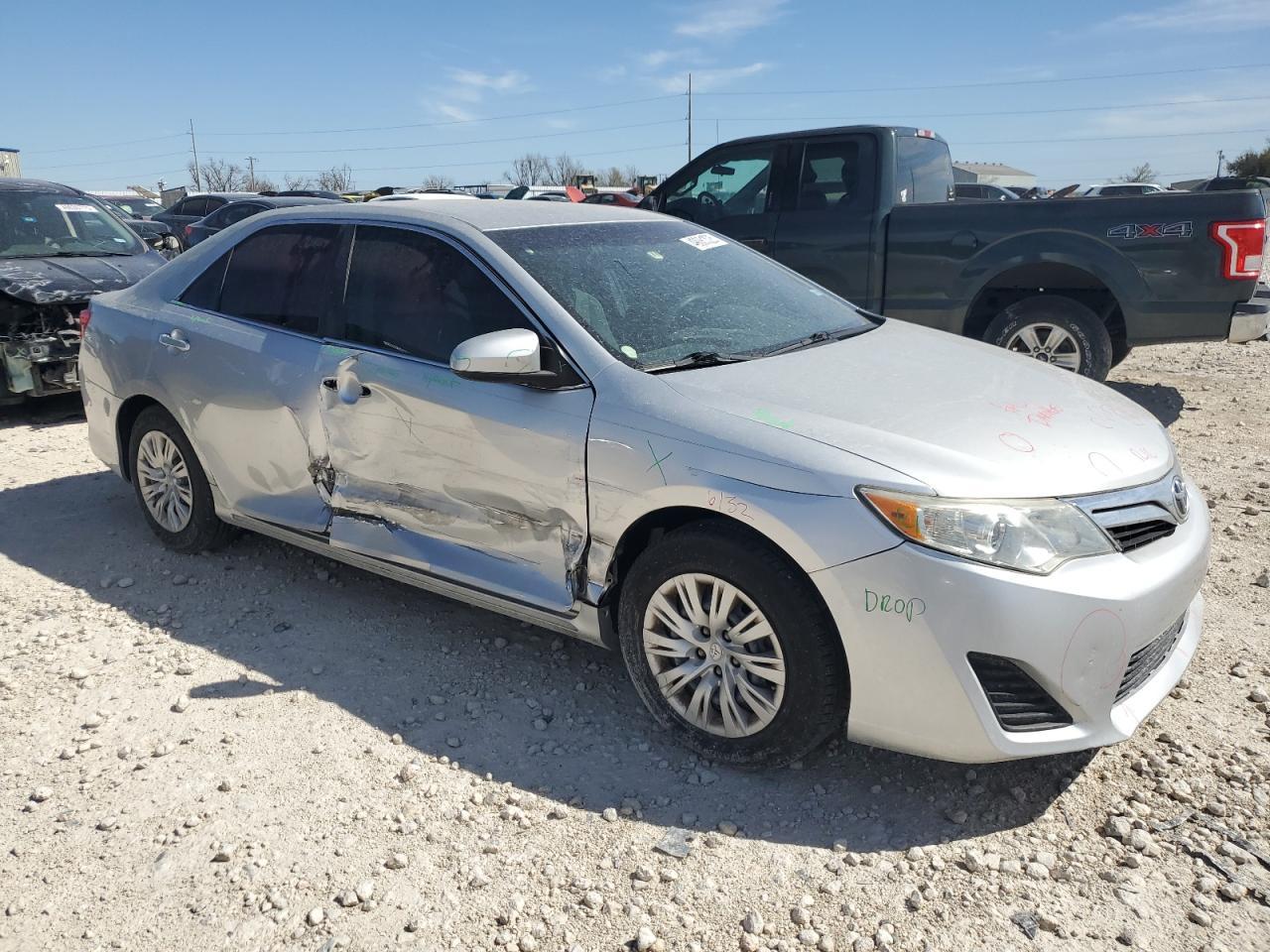 2013 TOYOTA CAMRY L - Image 4