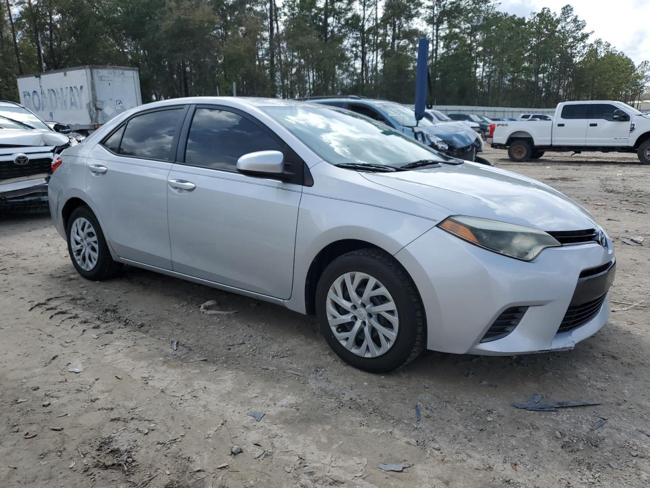 2015 TOYOTA COROLLA L - Image 4
