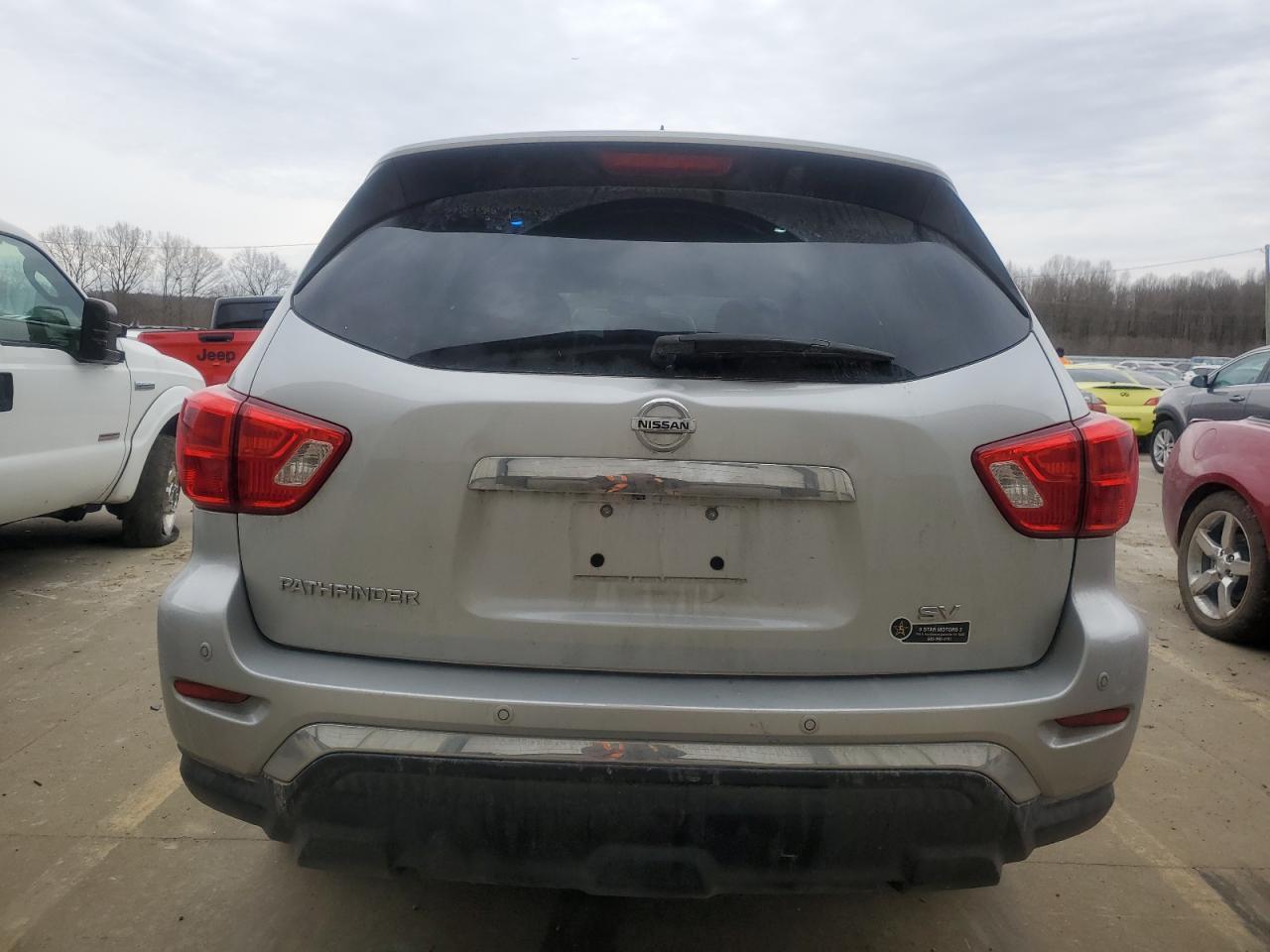 2017 NISSAN PATHFINDER - Фото 6