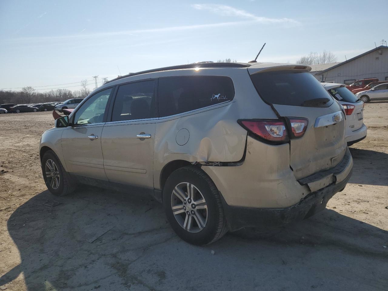 2015 CHEVROLET TRAVERSE L - Image 2