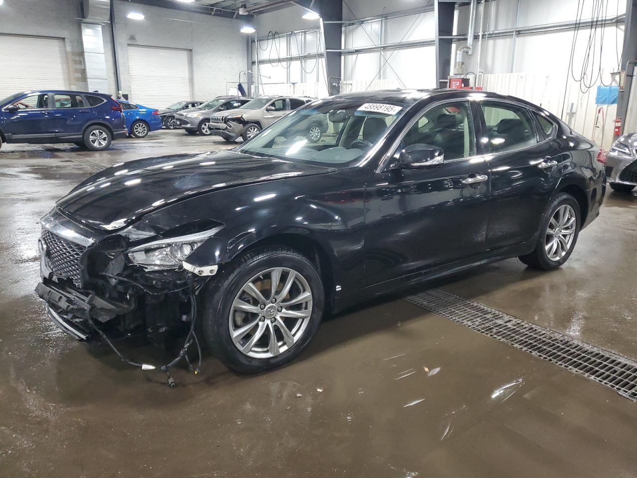 2015 INFINITI Q70 3.7