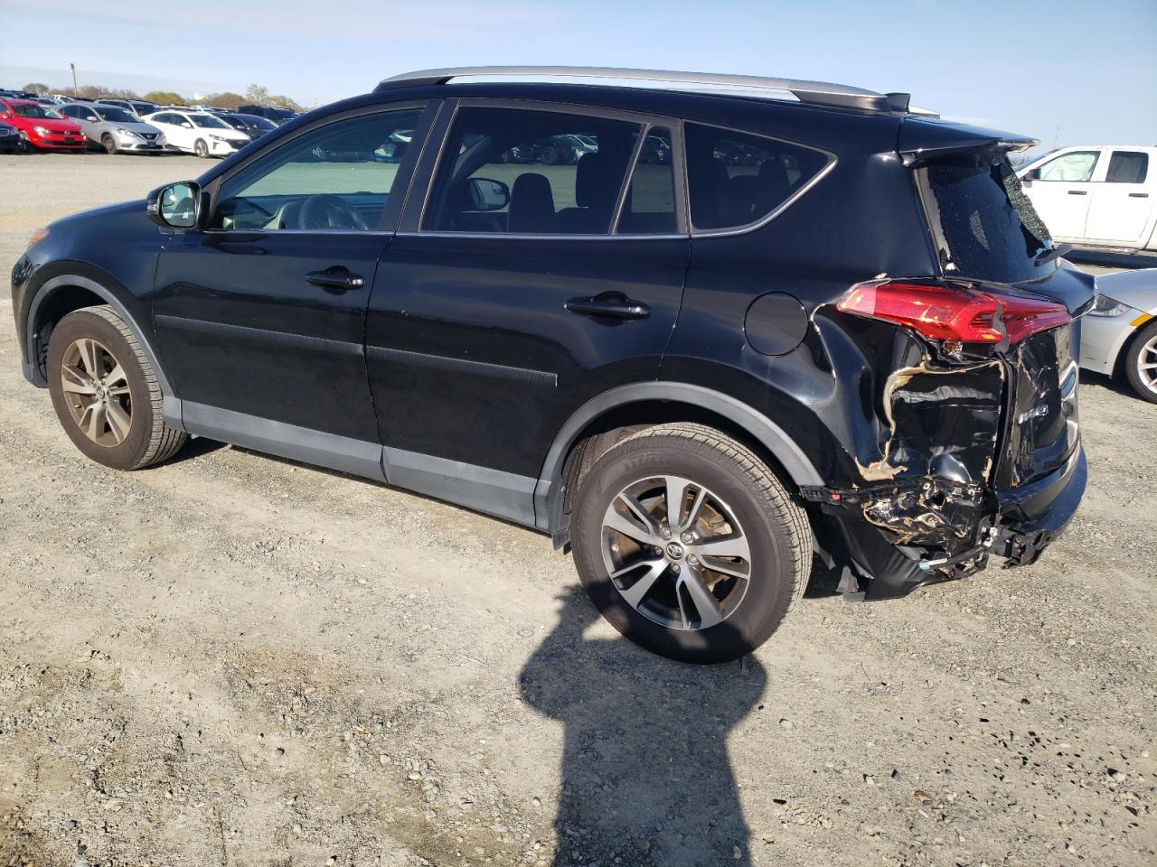 2016 TOYOTA RAV4 XLE - Фото 2